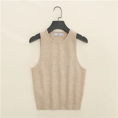 Трикотажный топ в нежном цвете хаки  MANG*O