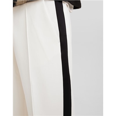 Interlock trousers with side stripes
