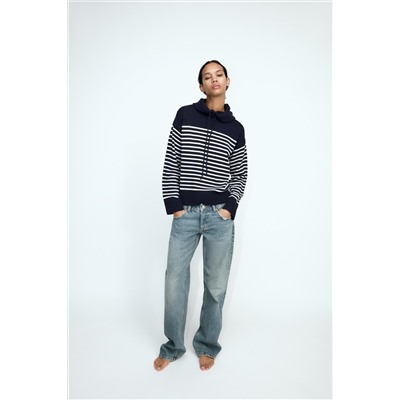 STRIPED KNIT HOODIE