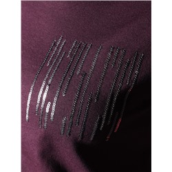 Нарядная футболка с блестящим принтом