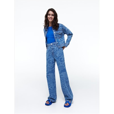 Jeans mit weitem Bein