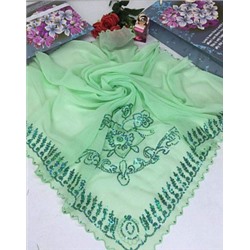 Платок женский с красивым декором (90*90 см.) арт. 253352