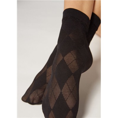 Kurze Netzsocken mit Rautenmuster