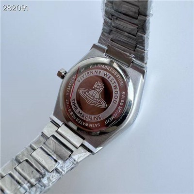 Женские наручные часы инкрустированные кристаллами  Vivienn*e Westwoo*d