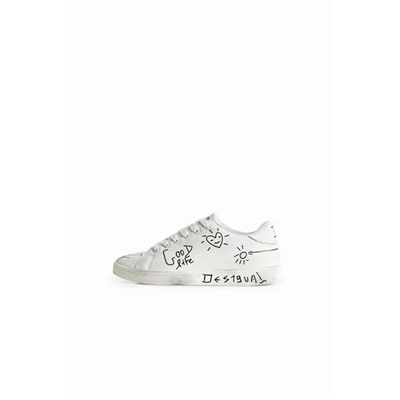 Sneakers mensaje rotulador