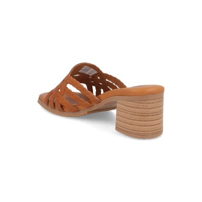 3483 - BDA                SANDALIAS DE TACÓN