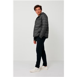 Anorak con capucha Gris