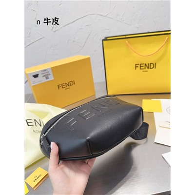 Поясная сумка Fend*i