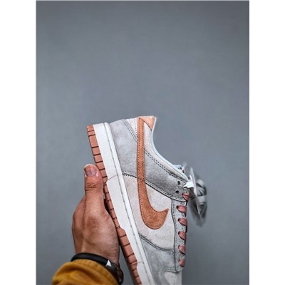 Кроссовки NIK*E Dunk Low