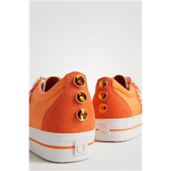 Zapatilla con cinta étnica