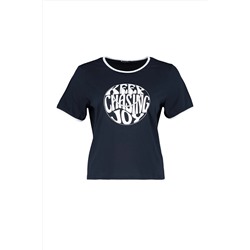 Lacivert Slogan Baskılı Crop Boy %100 Pamuk Örme Büyük Beden T-shirt TBBSS23BF00011