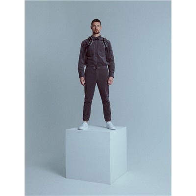 Jogger mit Kordel