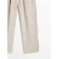 Pantalón lyocell loose fit