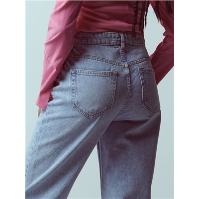 Jeans im Straight-Fit mit Saumschlitzen