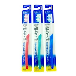 Зубная щетка LION с косым срезом щетинок Between brush regular soft средняя жесткость