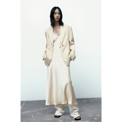 BLAZER ENTALLADA SATINADA