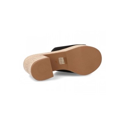32622 - BDA
                SANDALIAS DE TACÓN