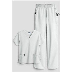 Strictly Scrubs Women's 4-Pocket Scrub Set