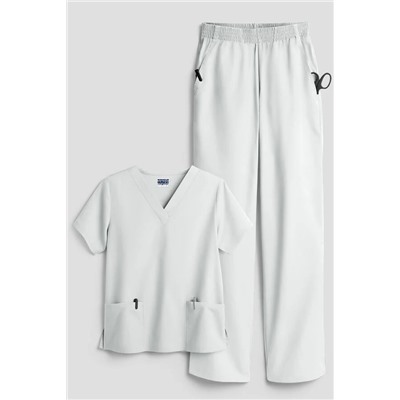 Strictly Scrubs Women's 4-Pocket Scrub Set