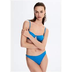 Braguita bikini brasileña textura