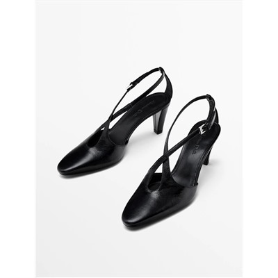Zapato tacón tiras cruzadas