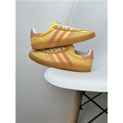 Оригинальные кроссовки ADIDA*S Gazelle  INDOOR