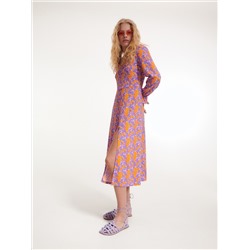 Gemustertes kleid