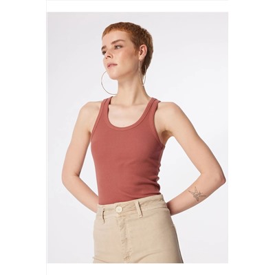 Lee, U Yaka Haki Kadın T-Shirt L241615A95-Kolsuz T-shirt