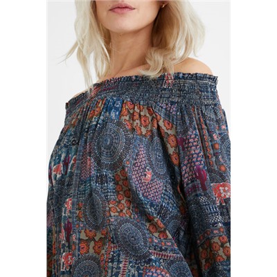 Blusa boho cuello barco
