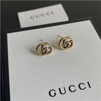Серьги гвоздики Gucc*i 💛  Реплика  Материал: серебро 925 пробы с покрытием  Полная упаковка
