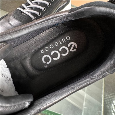 Кроссовки ECC*O