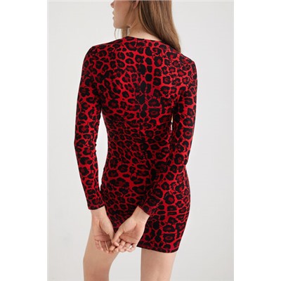 Vestido corto slim leopardo