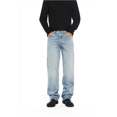 BOOT-CUT JEANS