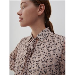 Kleid mit Rüschen