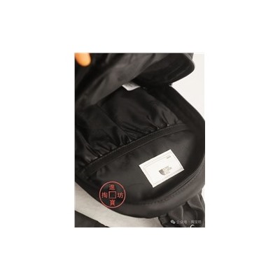 Небольшой удобный рюкзак  The Nort*h Fac*e