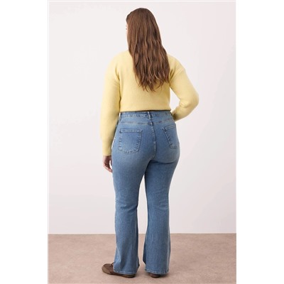 Mavi Yüksek Bel İspanyol Paça Flare Fit Denim Büyük Beden Jeans TBBAW26CJ00034