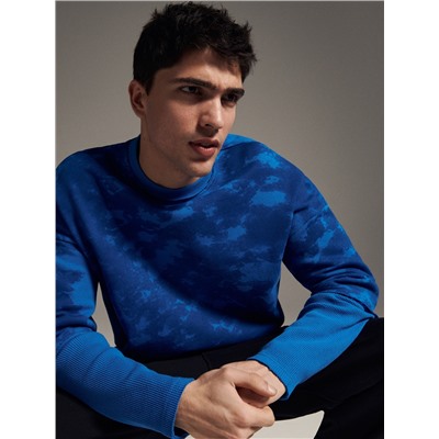 Sweatshirt in Batik-Optik