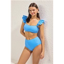 TRENDYOLMİLLA Mavi Bralet Fırfırlı Dokulu Yüksek Bel Hipster Bikini Takımı TBESS22BT0049