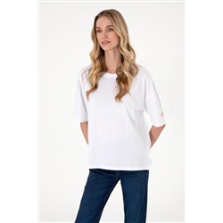 Kadın Beyaz Oversize Bisiklet Yaka Tişört