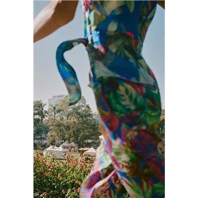 SATIN TROPICAL PRINT TOP