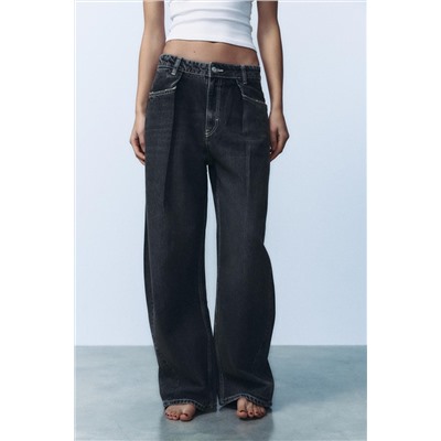 TRF RELAXED FIT HIGH-WAIST JEANS WITH PLEATS