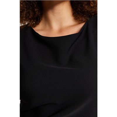 Siyah Fitted/Vücuda Oturan Dokuma Kolları Volanlı Astarlı Midi Elbise TBBSS22EL1626