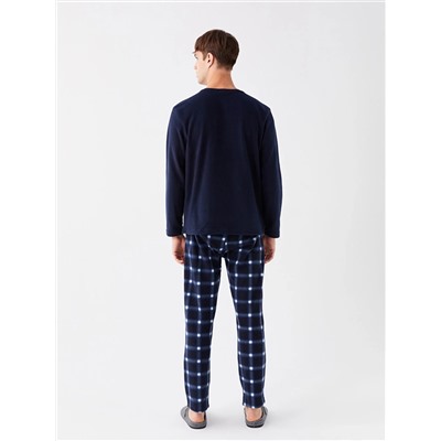 LC Waikiki Standart Kalıp Polar Erkek Pijama Takımı, LCW DREAM                                            
                                            Standart Kalıp Polar Erkek Pijama Takımı