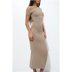 Vestido largo escote asimétrico