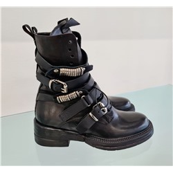 Ботинки Spaziomoda