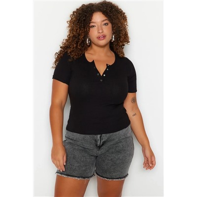 Siyah Havuz Yaka Çıtçıtlı Crop Örme Büyük Beden Bluz TBBSS23AF00062