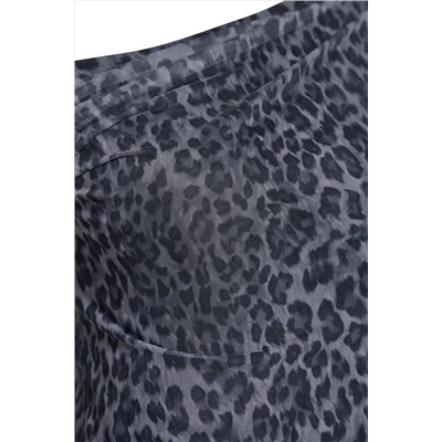 Gri Tül Astarlı Leopar Desenli Asimetrik Yaka Örme Büyük Beden Bluz TBBSS24AF00025