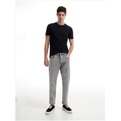 Jeans im Carrot-Fit mit kurzem Bein