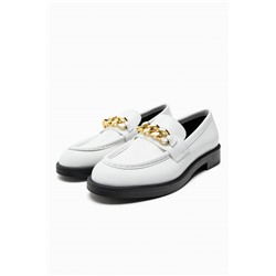 LEATHER LOAFERS WITH CHAIN DETAIL