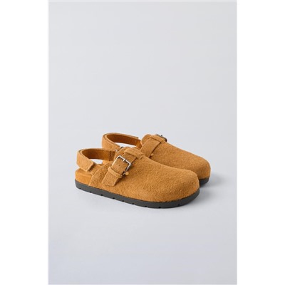 LEATHER CLOGS